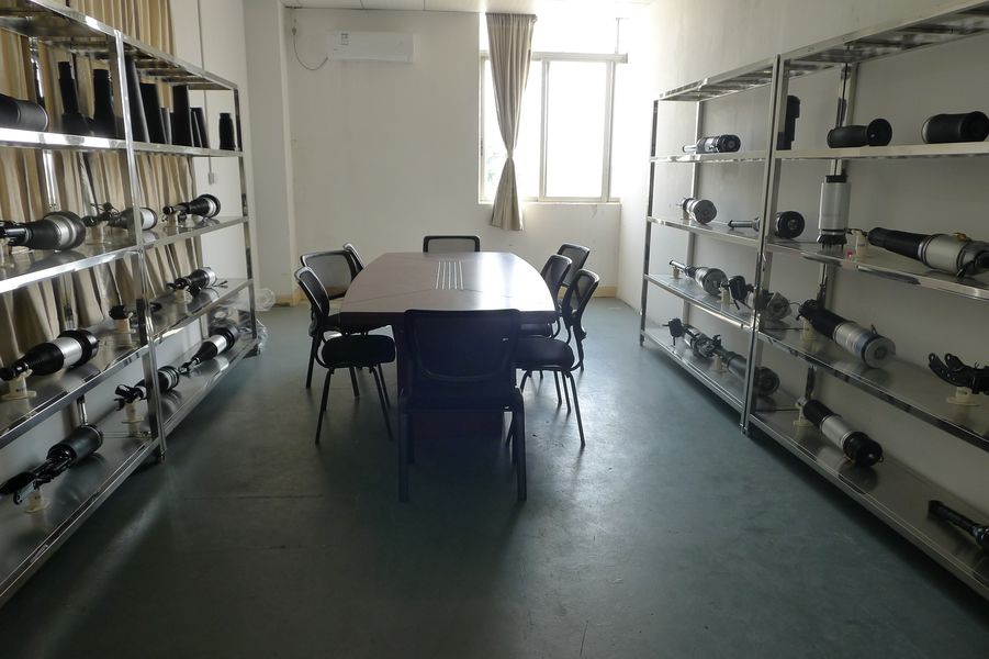 Guangzhou Jovoll Auto Parts Technology Co., Ltd. প্রস্তুতকারকের উৎপাদন লাইন
