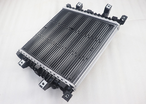 7L8121212A রেডিয়েটারটি অডি Q7 4L 3.0 2010-2015 ভক্সওয়াগেন টুয়ারেগ 2004-2010 এর সাথে সামঞ্জস্যপূর্ণ